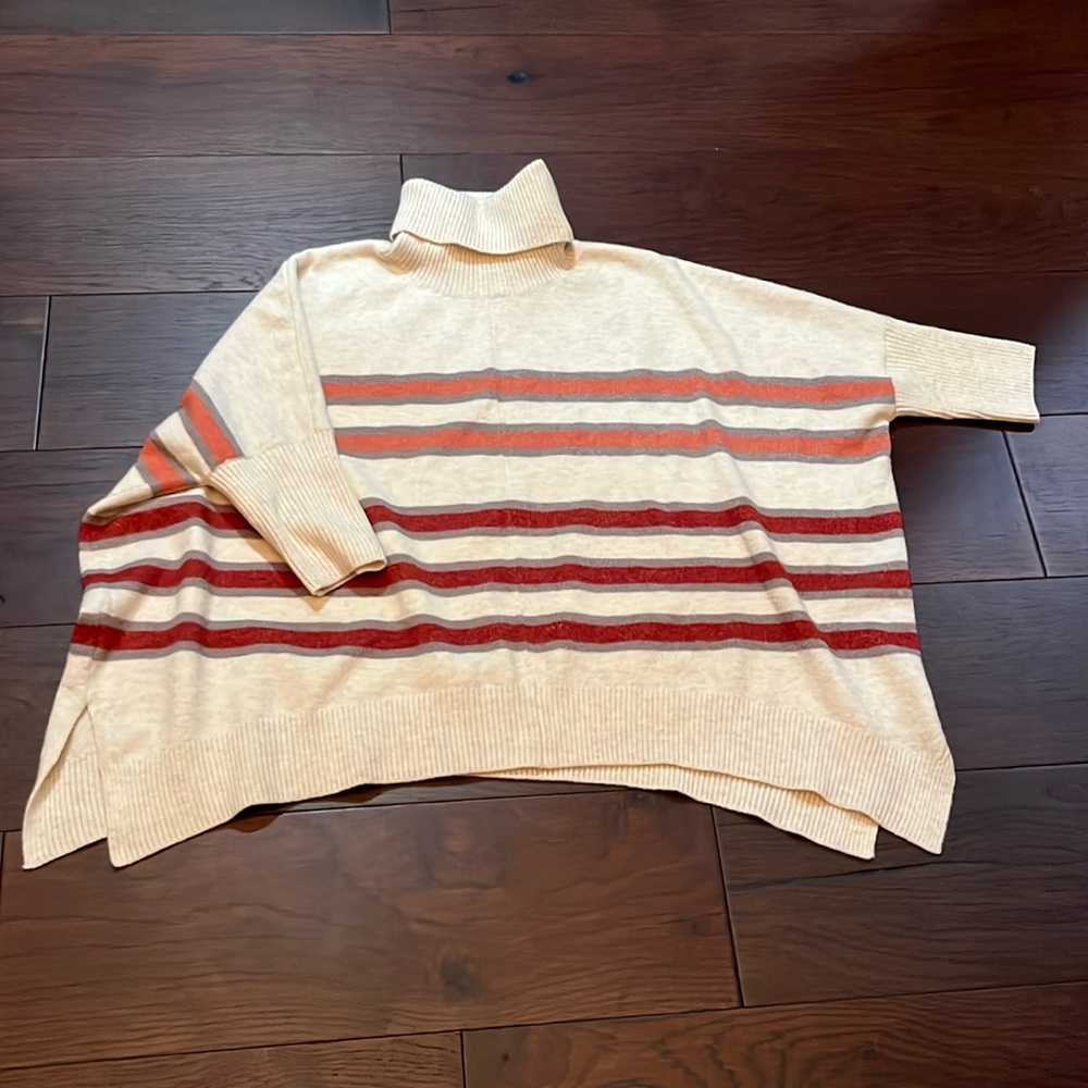 Loft cozy batwing poncho size large